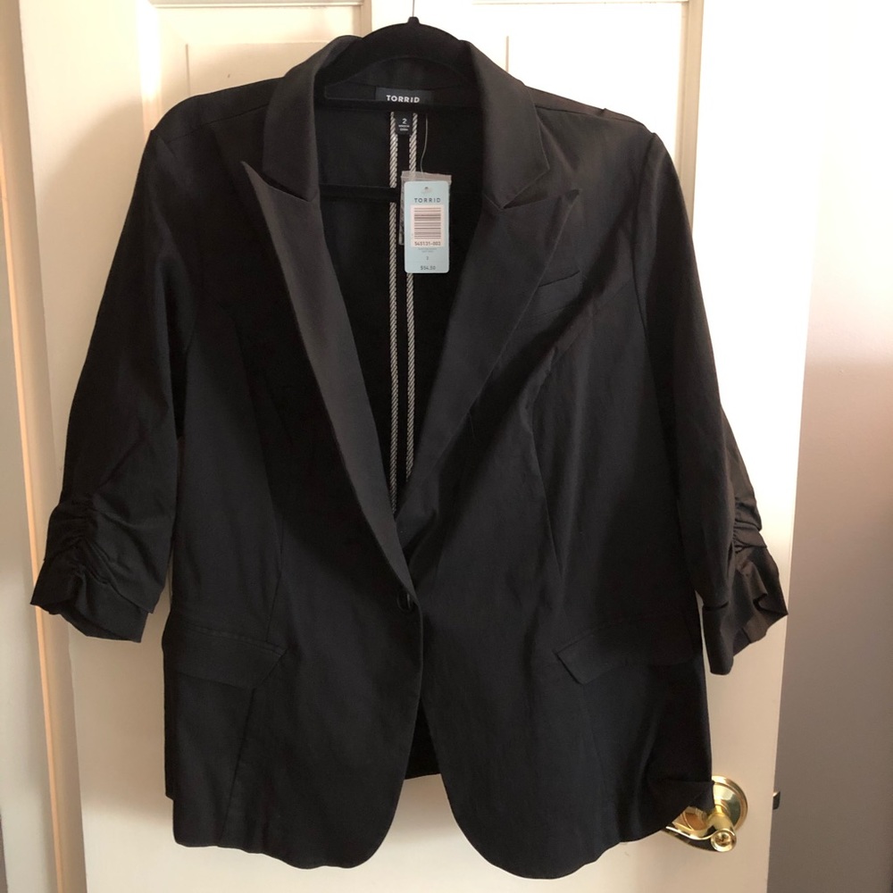 Brand new w/ tags black Torrid Blazer size 2X